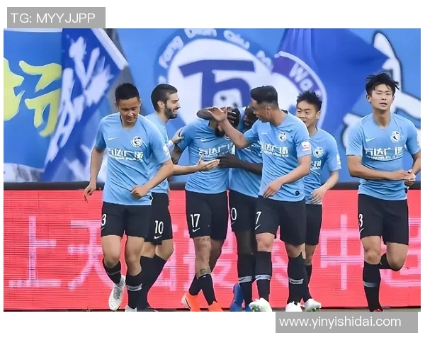 申花与上港激战在即19日对决引发球迷热议期待精彩表现