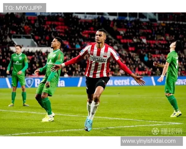 PSV埃因霍温与阿尔克马尔激战正酣比分揭晓精彩瞬间回顾