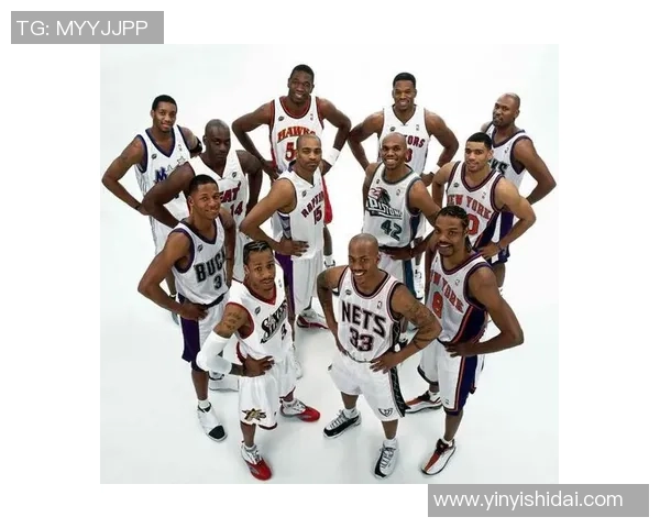 篮球明星意外失误引发热议球迷反应两极分化引发讨论